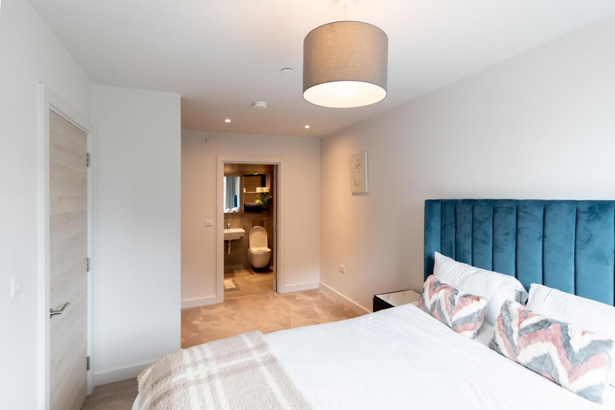 Modern 2 Bedroom City Centre Apartment W Balcony Manchester Exterior foto